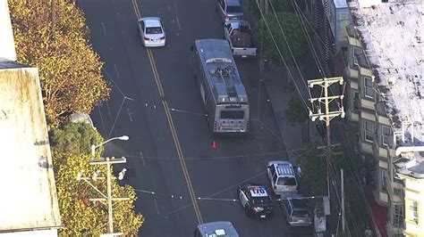 Man injured after shooting on Muni bus in SF's Mission District